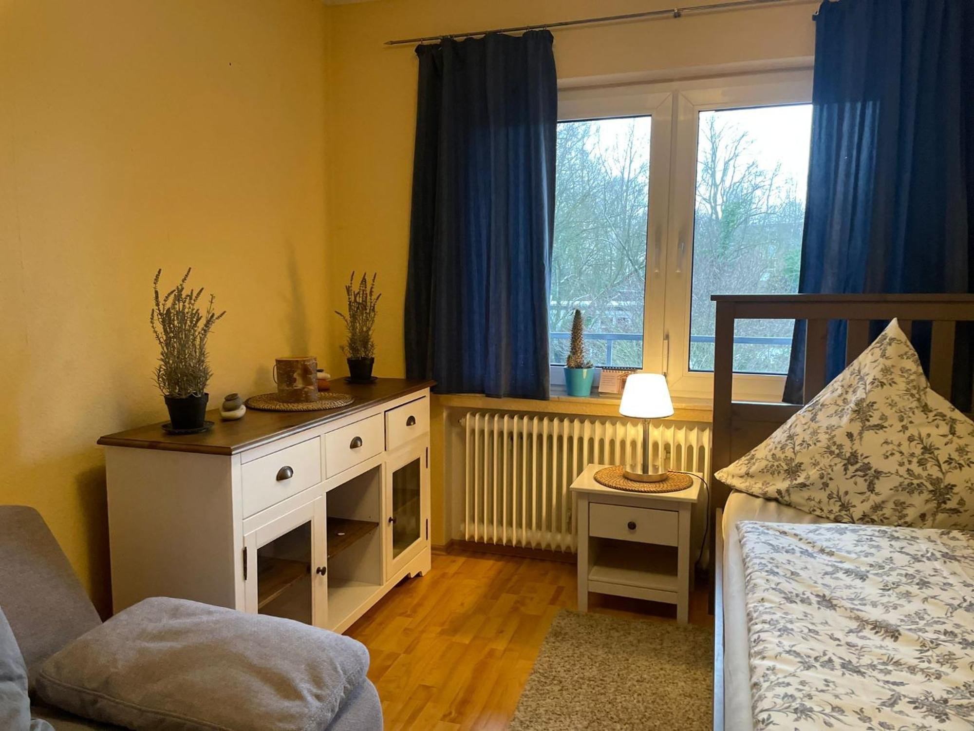 Modernes Apartment Im Gruenen, Mit Park- Und Meer-Naehe 巴德茨维什安 外观 照片