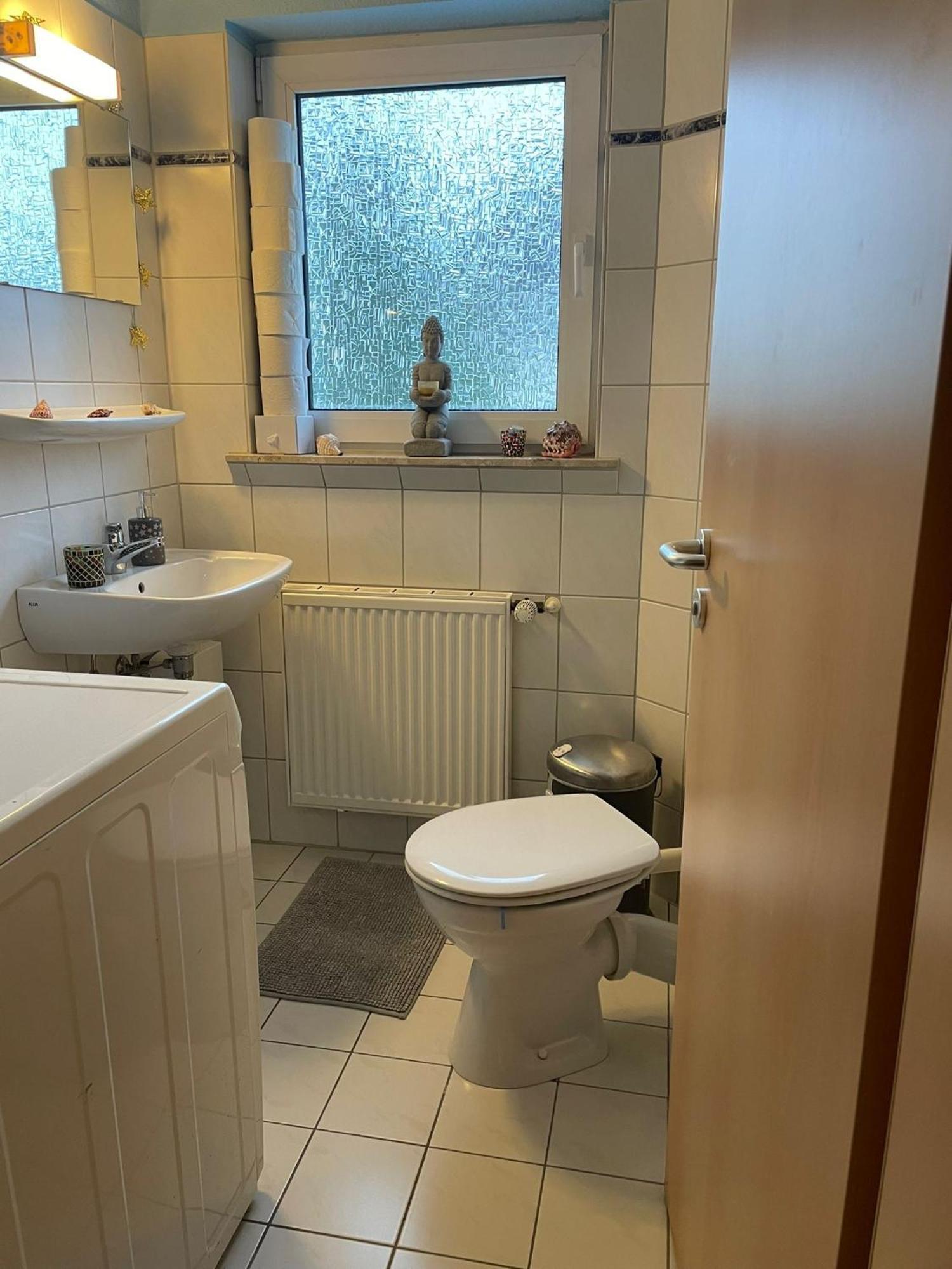 Modernes Apartment Im Gruenen, Mit Park- Und Meer-Naehe 巴德茨维什安 外观 照片