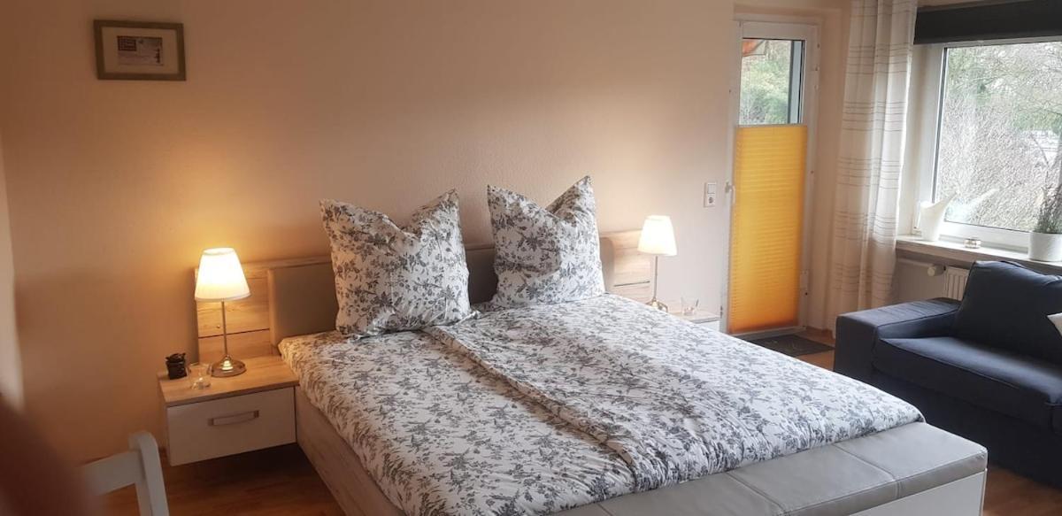 Modernes Apartment Im Gruenen, Mit Park- Und Meer-Naehe 巴德茨维什安 外观 照片