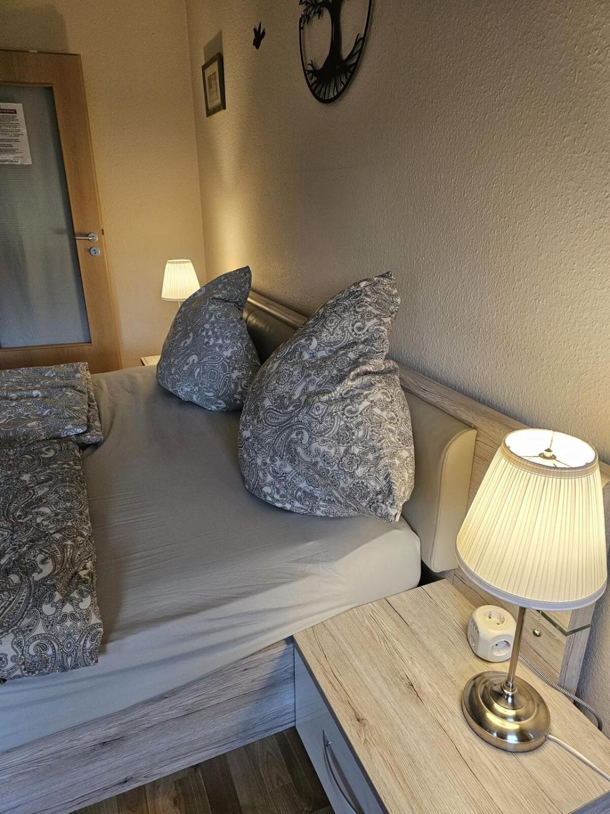 Modernes Apartment Im Gruenen, Mit Park- Und Meer-Naehe 巴德茨维什安 外观 照片